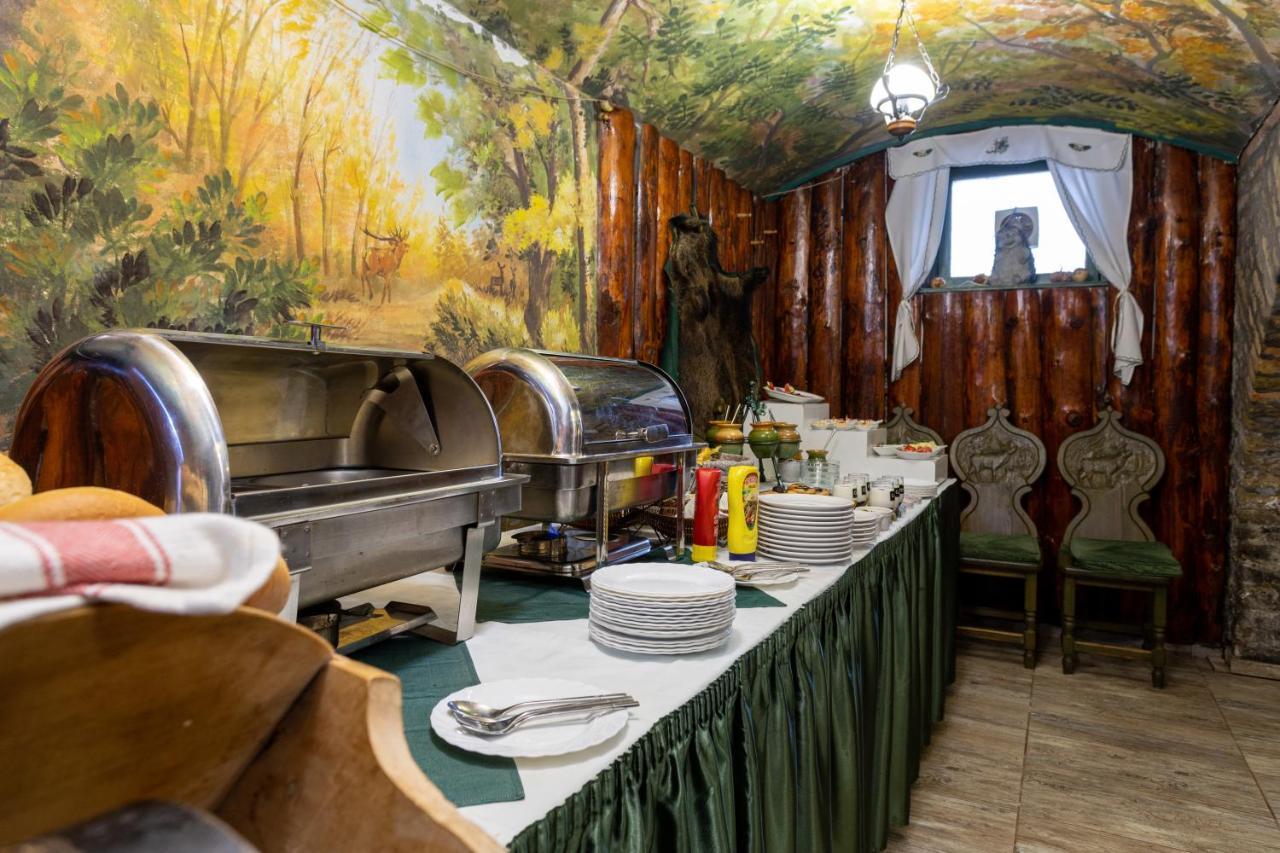 Illes Hotel Szeged Eksteriør bilde