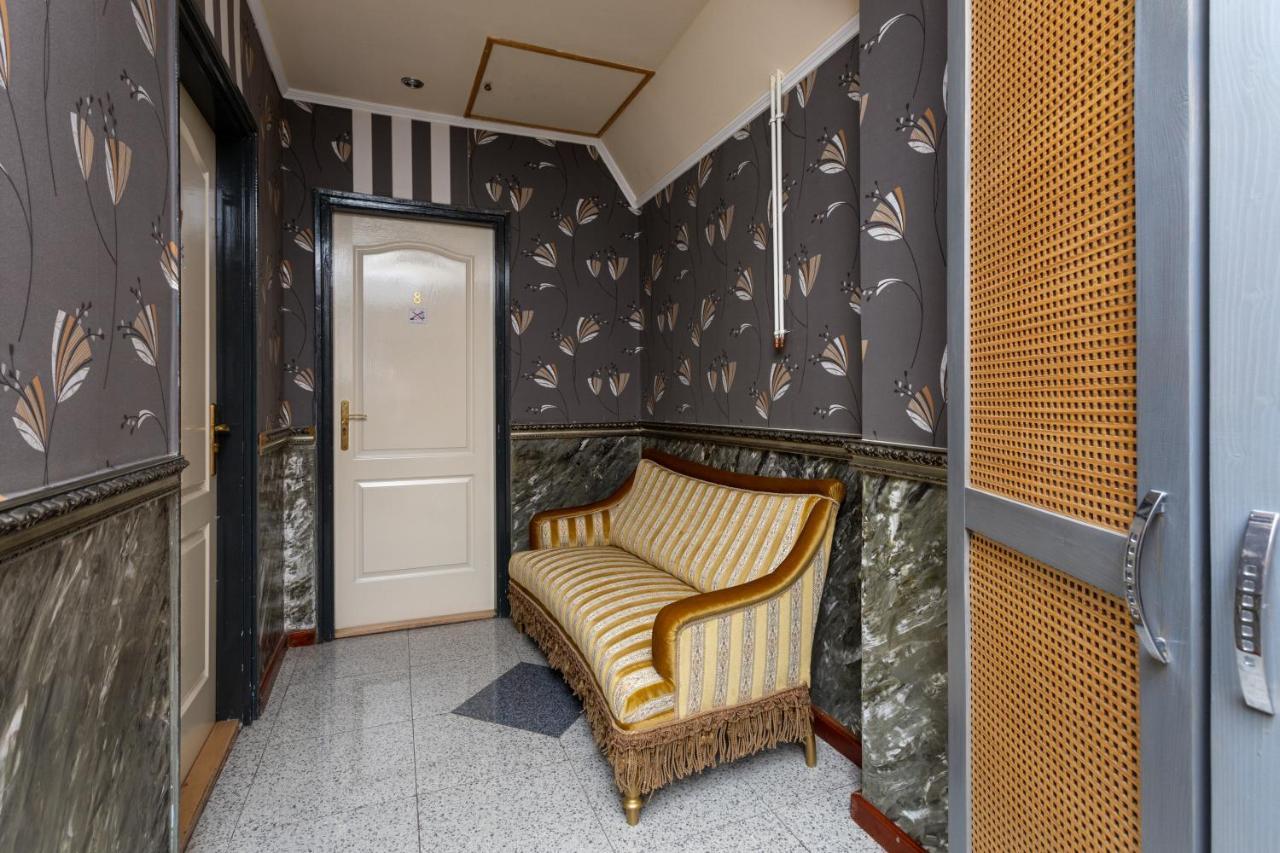 Illes Hotel Szeged Eksteriør bilde