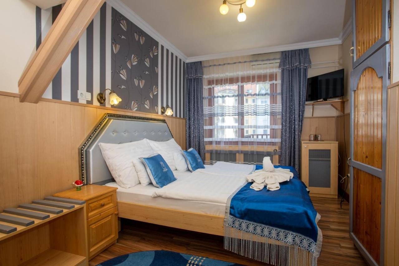 Illes Hotel Szeged Eksteriør bilde