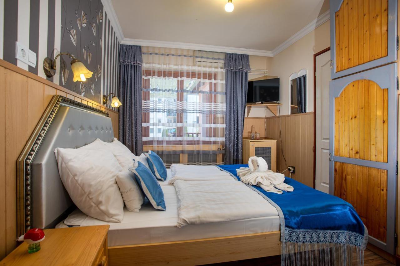 Illes Hotel Szeged Eksteriør bilde